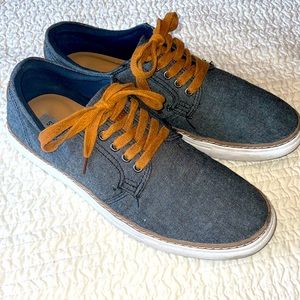 Steve Madden Gray Canvas Sneakers with Tan Laces